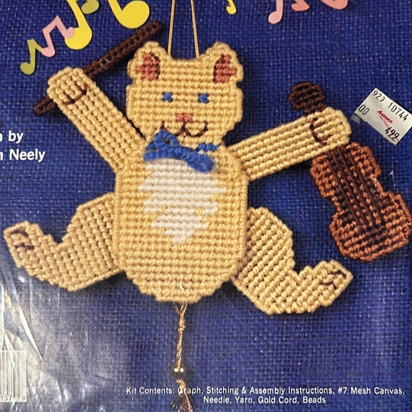4 New Vintage 1991 Plastic Canvas Old Fashioned Moveable Pull-Toy by Back street - Picture 3 of 11